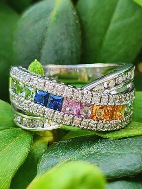 14Kt Diamond Multicolor Sapphire Ring Size 7